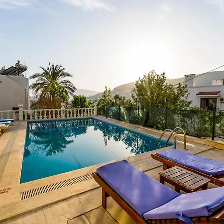 Flat With Shared Pool, Terrace And Jacuzzi In Kas Villa *
